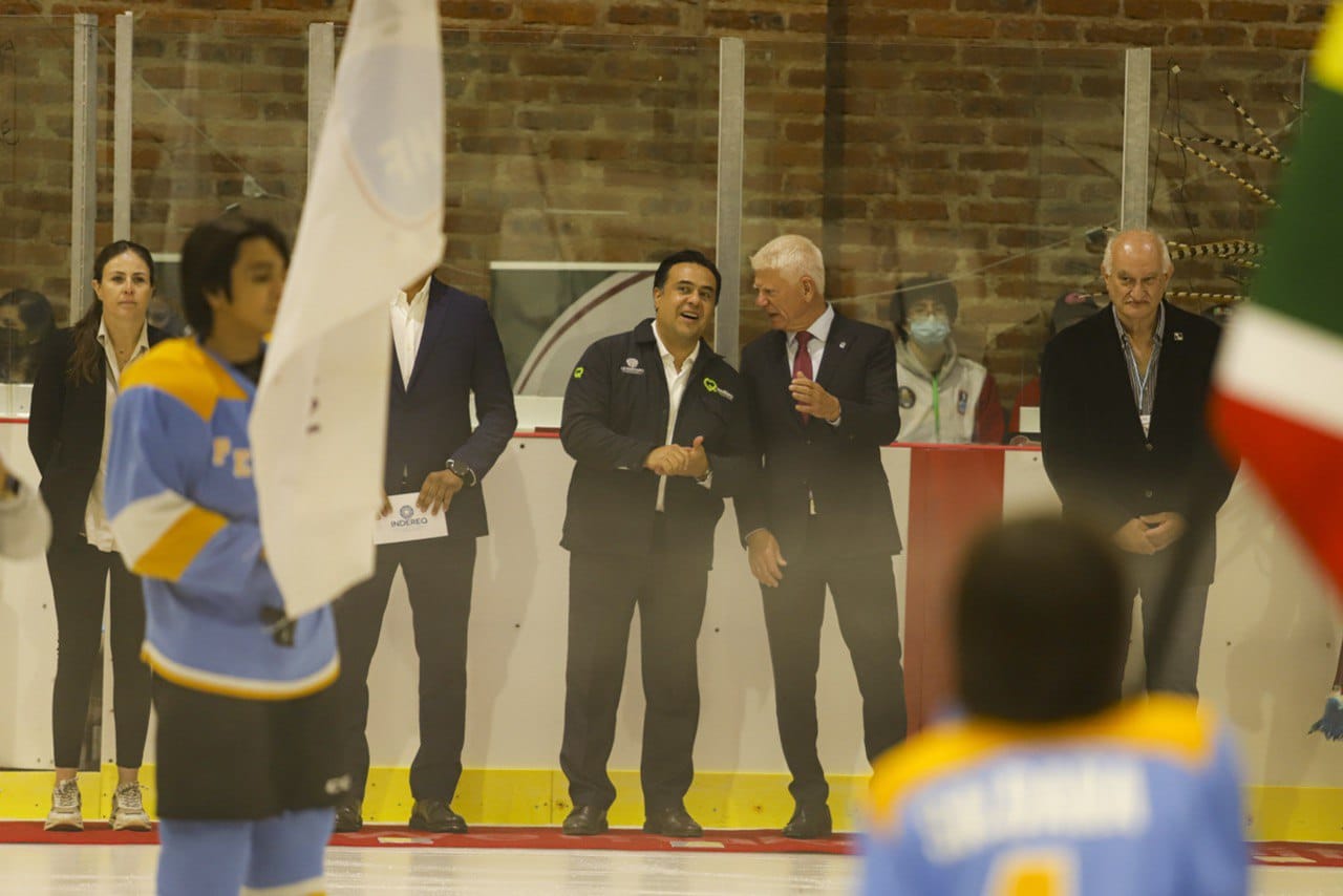 Participa Luis Nava en la inauguración del Torneo Mundial de Hockey