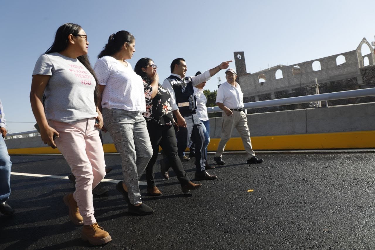 Imagen de Luis Nava inaugura el nuevo paso superior vehicular de Bernardo Quintana con San Pedro Mártir 2