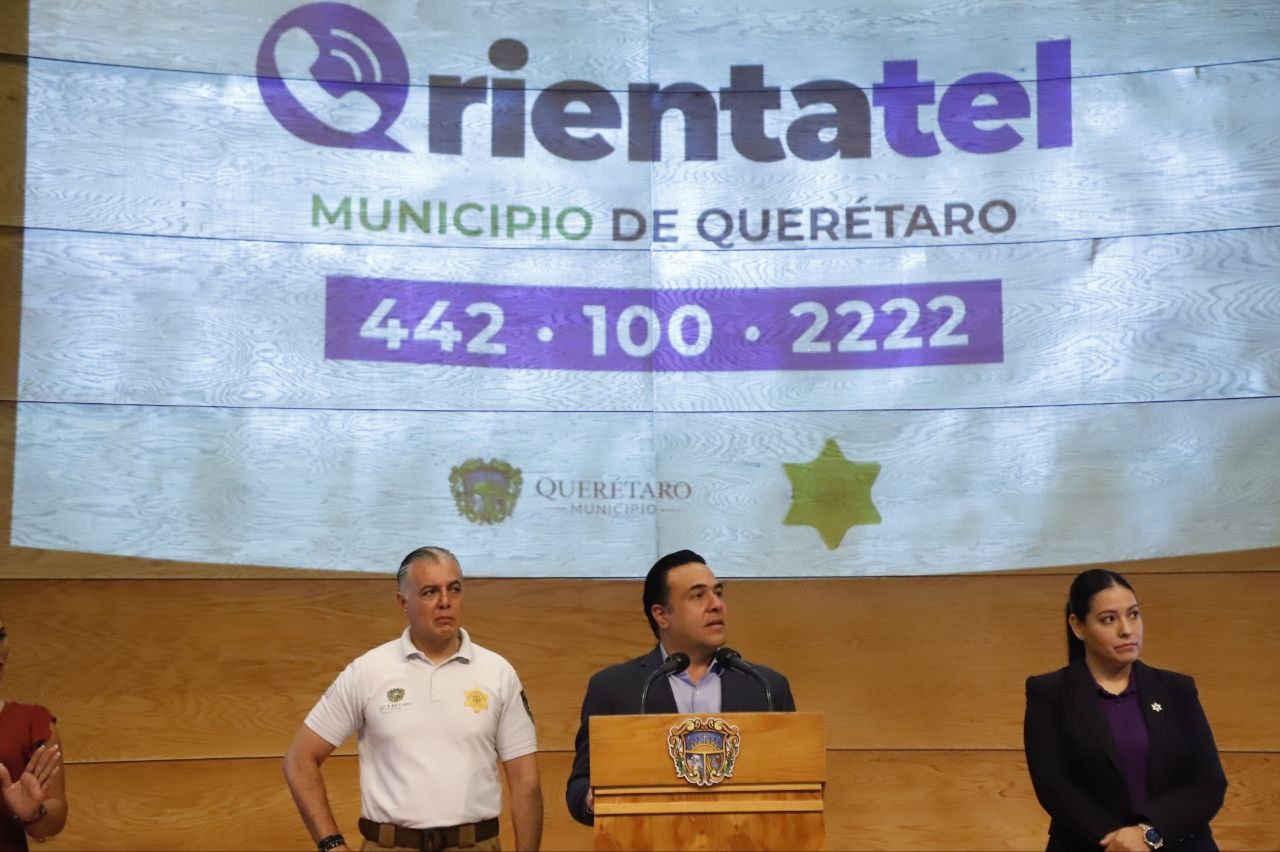 Imagen de Presenta Luis Nava el OrientaTel de la Secretaría de Seguridad Pública Municipal 1