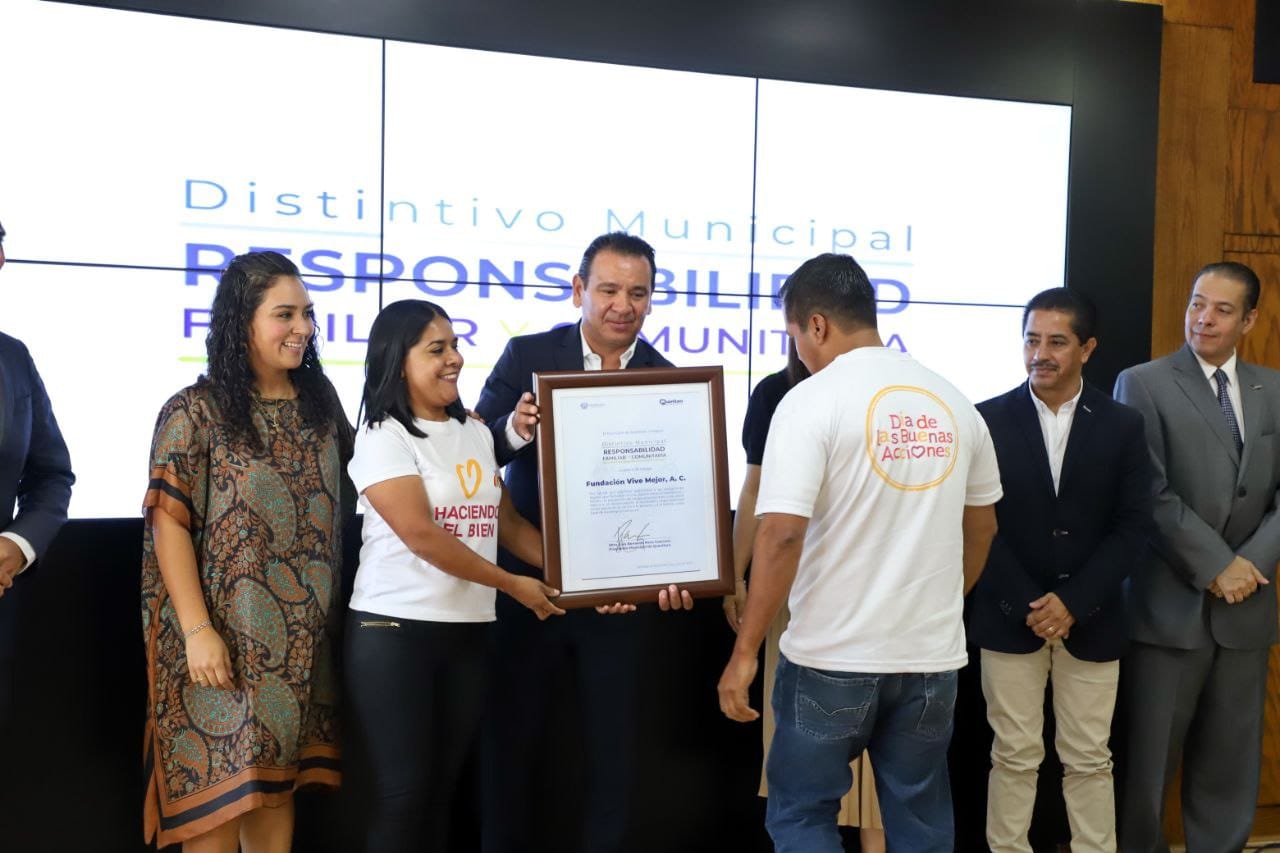 Imagen de Entrega Municipio de Querétaro “Distintivos de Responsabilidad Social y Comunitaria” 2
