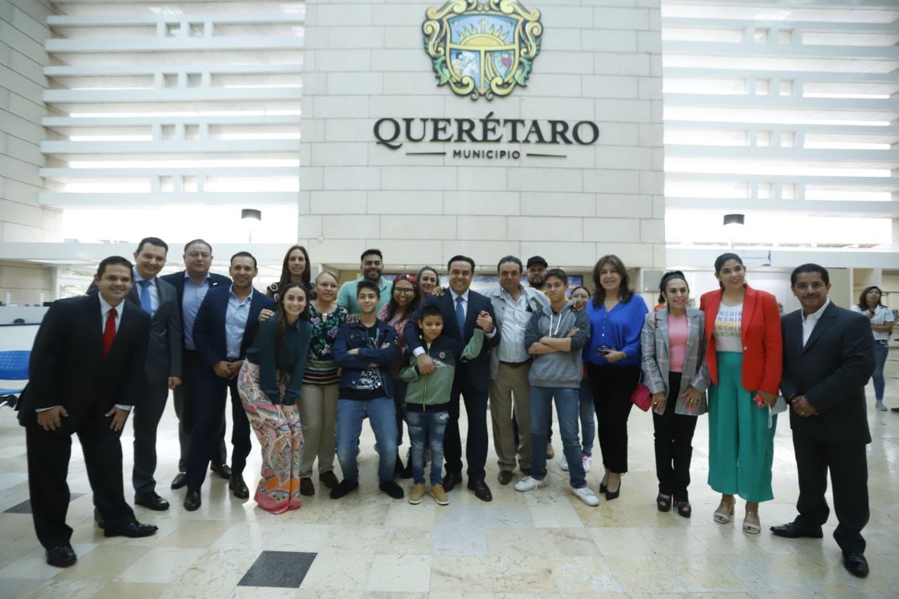Imagen de Autoriza Ayuntamiento de Querétaro donación en favor de la Fundación Josefa Vergara y Hernández I.A.P. 1