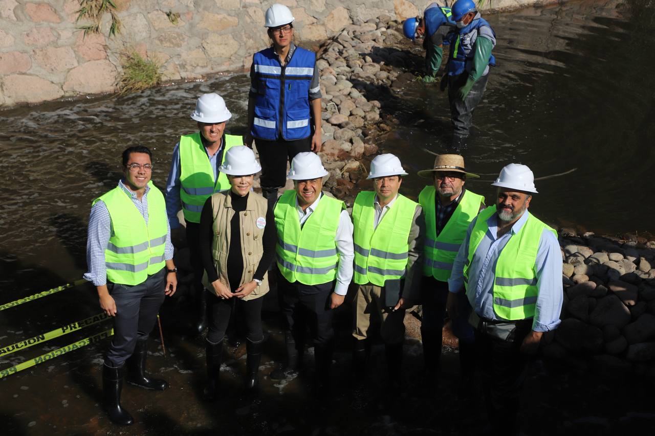 Imagen de Acude Luis Nava al inicio de trabajos de saneamiento del Río Querétaro 2