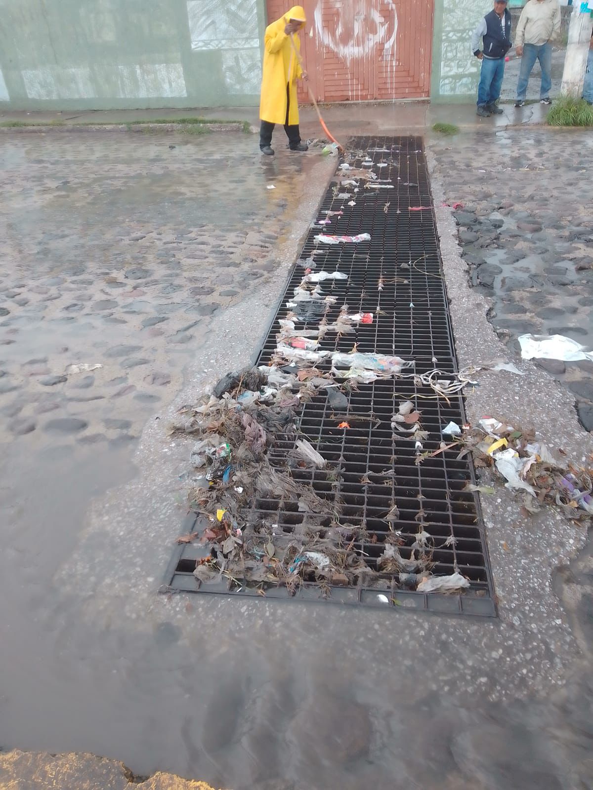 Imagen de Municipio de Querétaro atiende reportes por lluvias de esta tarde 6