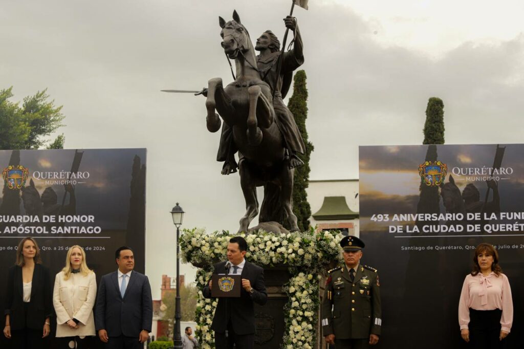 Imagen de En el aniversario 493 de la ciudad, se montó Guardia en Honor a Santiago Apóstol 4