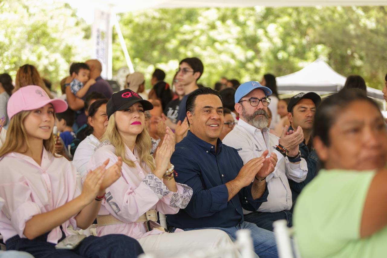 Imagen de Agradecen Luis Nava y Arahí Domínguez a las familias queretanas que confían en programas del DIF 2