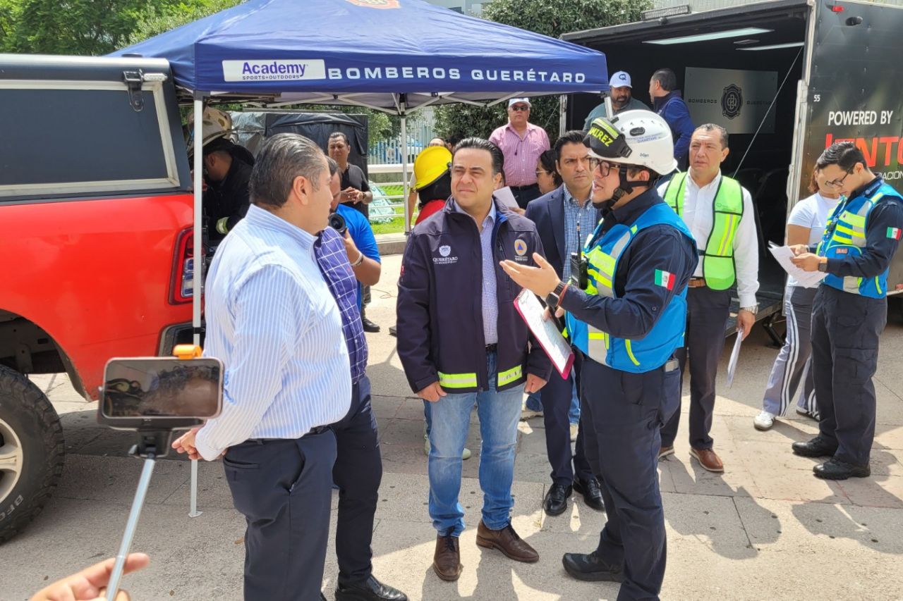 Imagen de Mil 222 personas evacuaron el Centro Cívico en simulacro por el Día Nacional de Protección Civil 2024 2