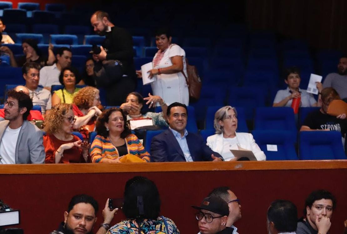 Imagen de Inaugura Luis Nava la novena edición del Hay Festival Querétaro 2024 7