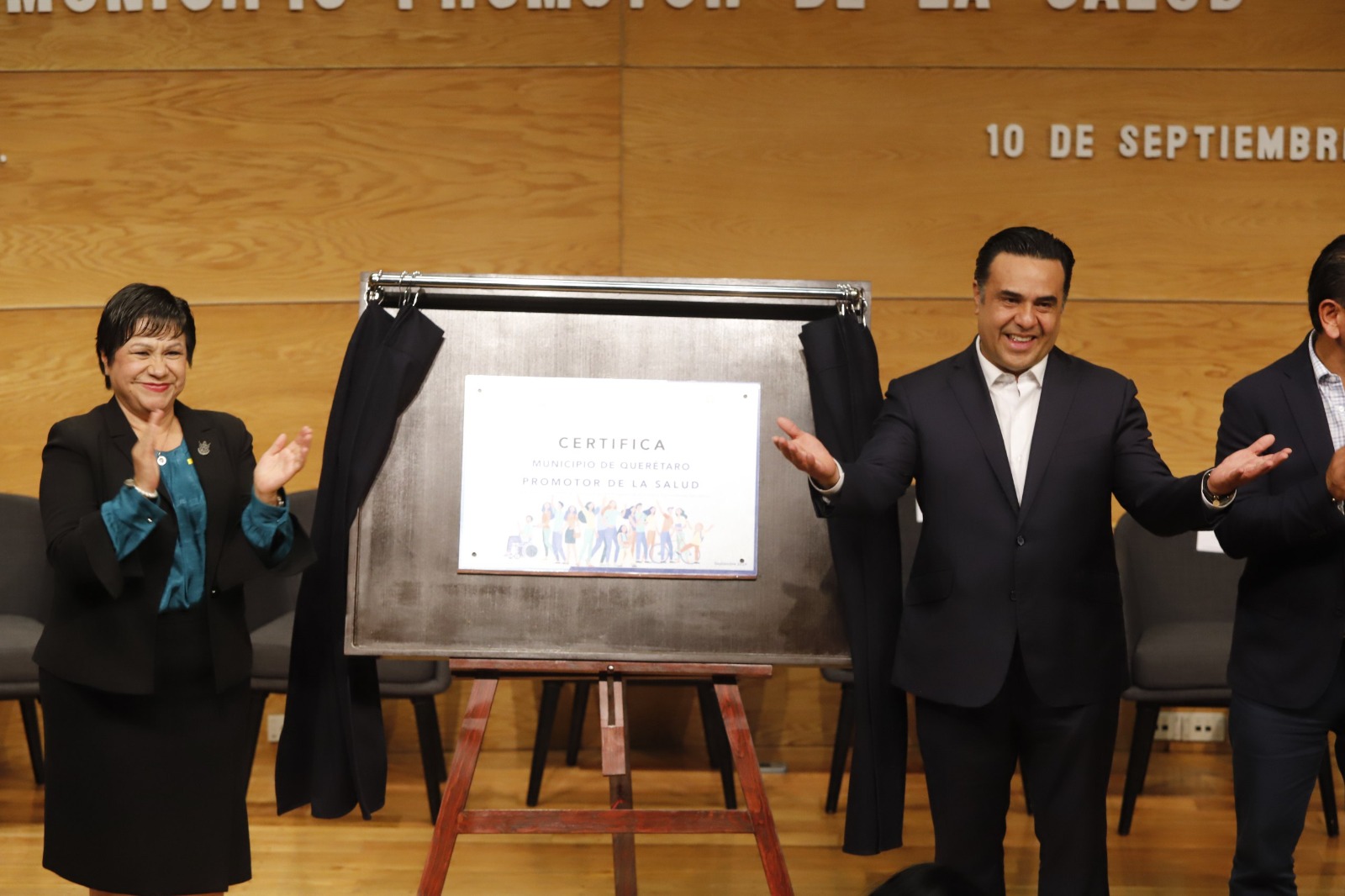 Imagen de Recibe Querétaro la Certificación como “Municipio Promotor de la Salud” 3