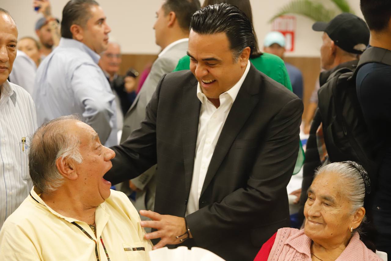 Imagen de Celebra el Mercado Municipal de Lomas de Casa Blanca su 45 Aniversario 3