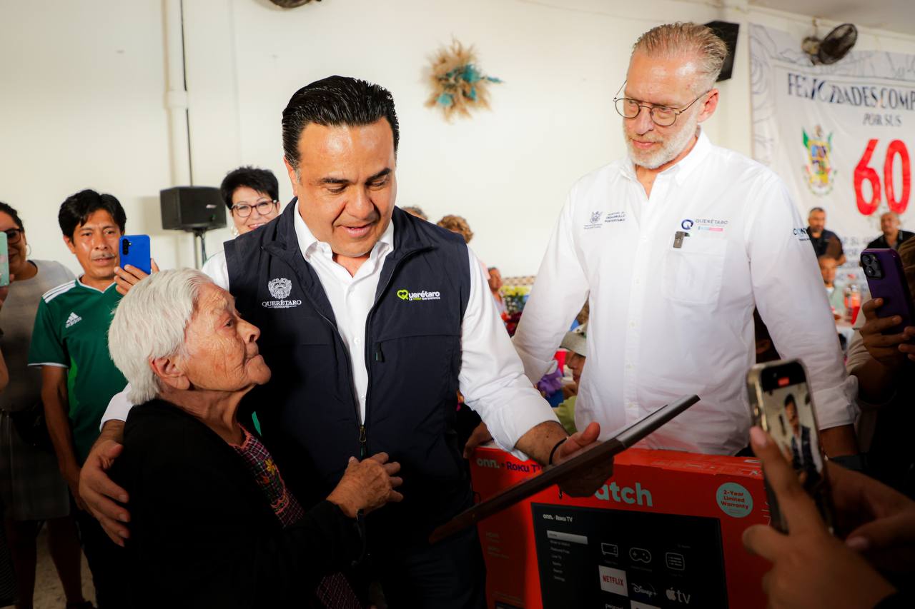 Imagen de Participa Luis Nava en festejo por el 60 aniversario del Mercado “General Mariano Escobedo” 3