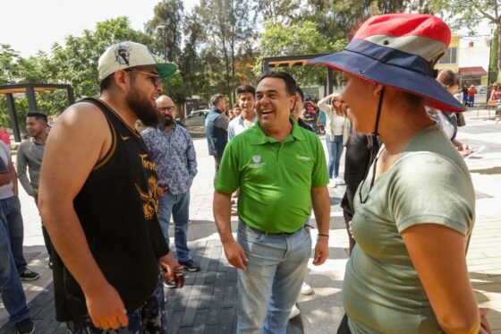 Entrega Luis Nava la rehabilitación del Parque Villas de Santiago