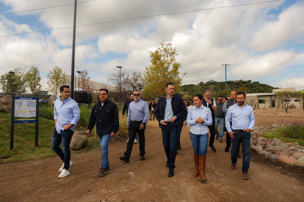 Imagen de Luis Nava, Mauricio Kuri y Felifer Macías, realizan visita de apertura del parque La Queretana 2