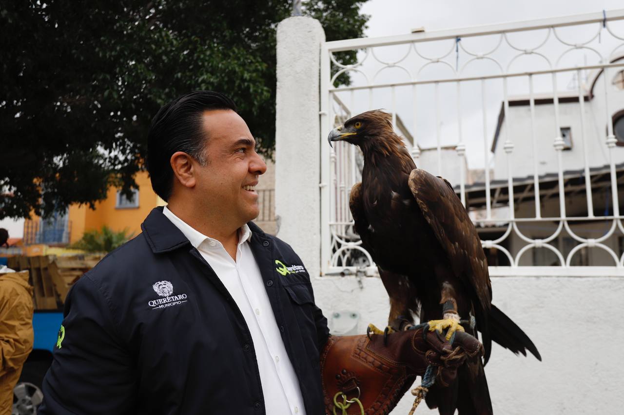 Imagen de Entrega Luis Nava la rehabilitación del Parque Eurípides. 6