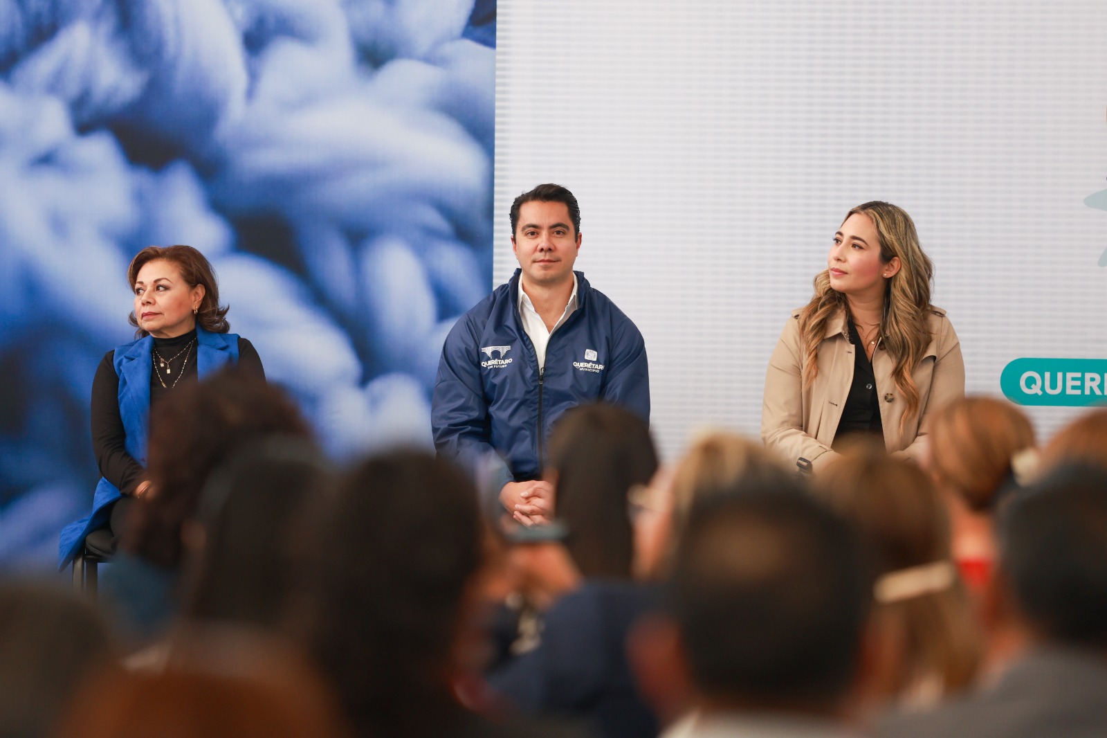 Imagen de Felifer Macías y Adriana Olvera de Macías apoyan la Colecta Invernal 2024 6