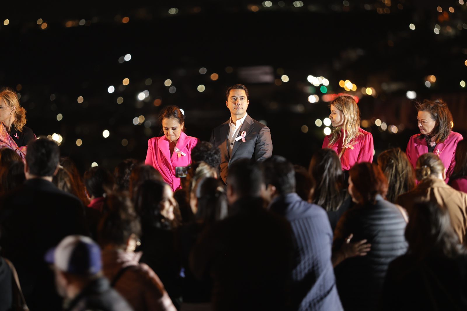 Imagen de Querétaro se ilumina de rosa en el Día Internacional de la Lucha contra el Cáncer de Mama 2