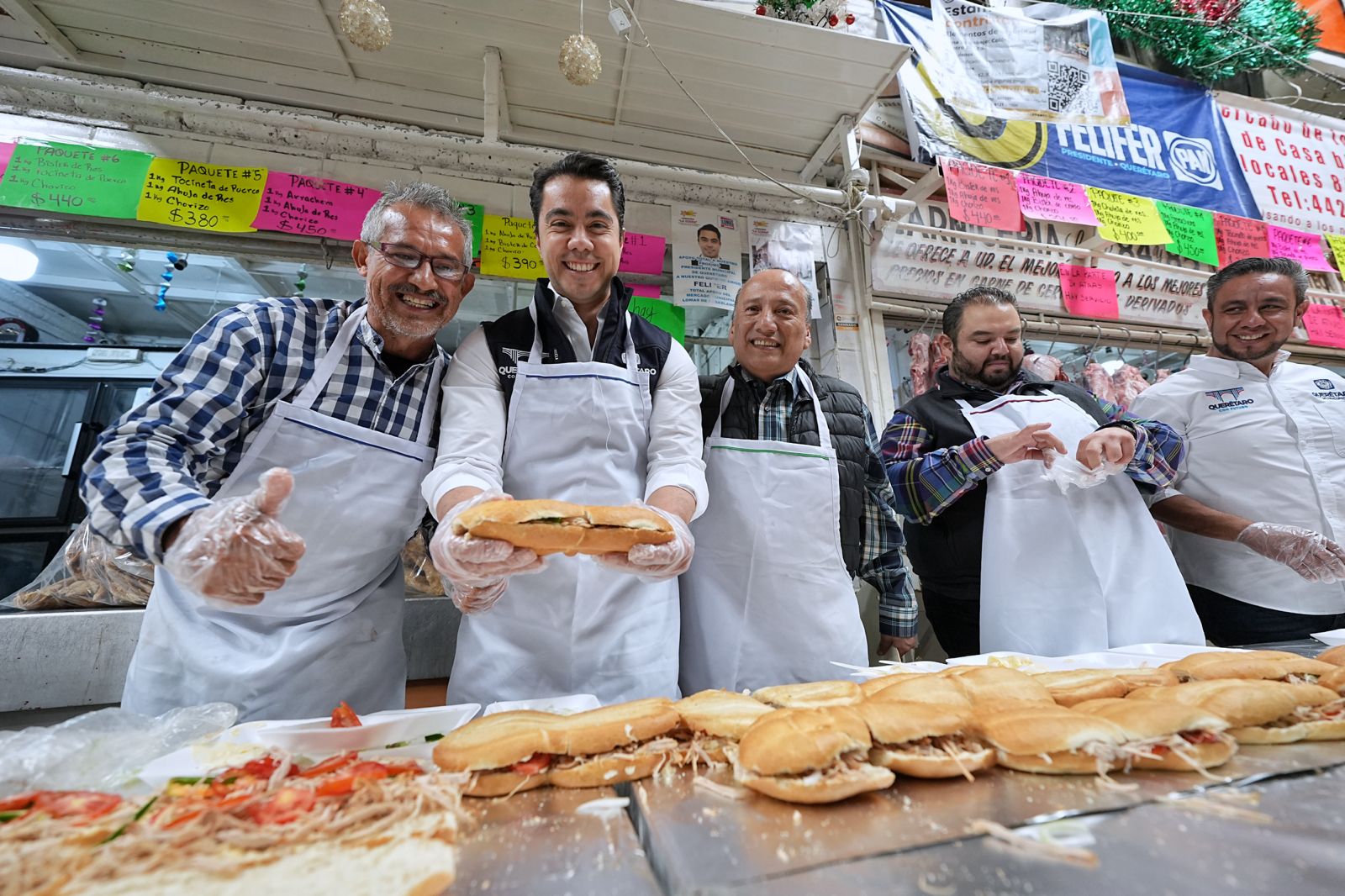 Imagen de Escucha Felifer Macías a comerciantes del Mercado de Lomas de Casa Blanca 1