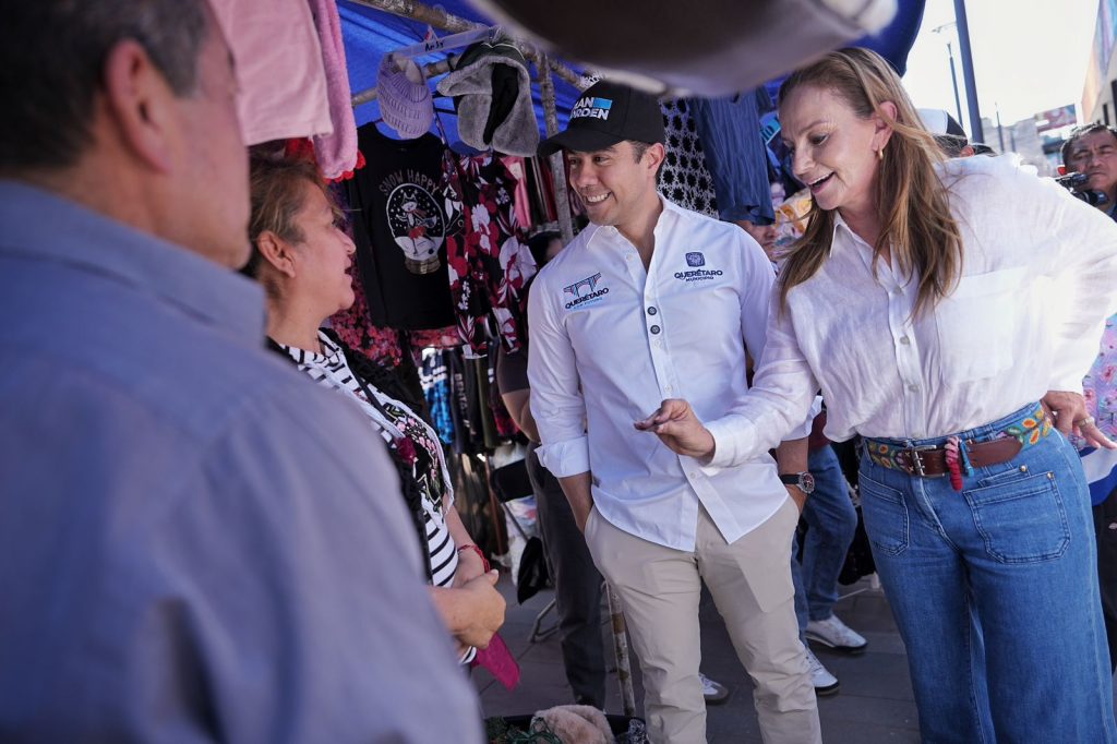 Imagen de Recorre Felifer Macías Tianguis 5 de febrero 6