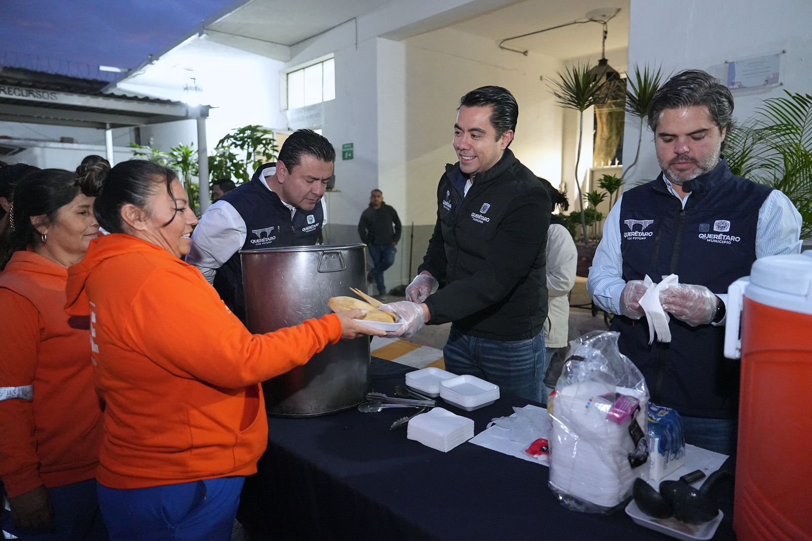 Imagen de Vamos juntos por un Querétaro limpio y ordenado: Felifer Macías 3