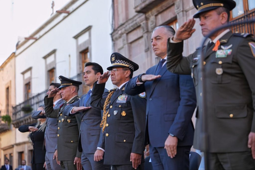 Imagen de Somos un mismo equipo unidos por la paz y tranquilidad de las familias queretanas: Felifer Macías 10