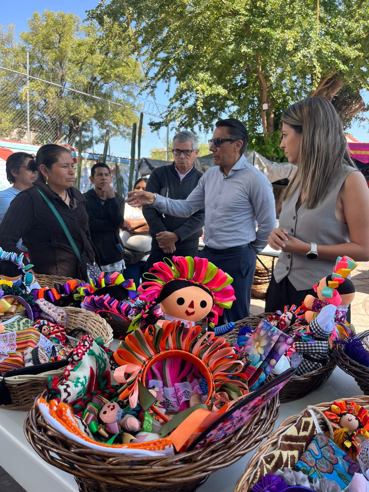 Imagen de El Mercado Artesanal en Querétaro celebra el Día de Muertos con arte, cultura y tradición 5