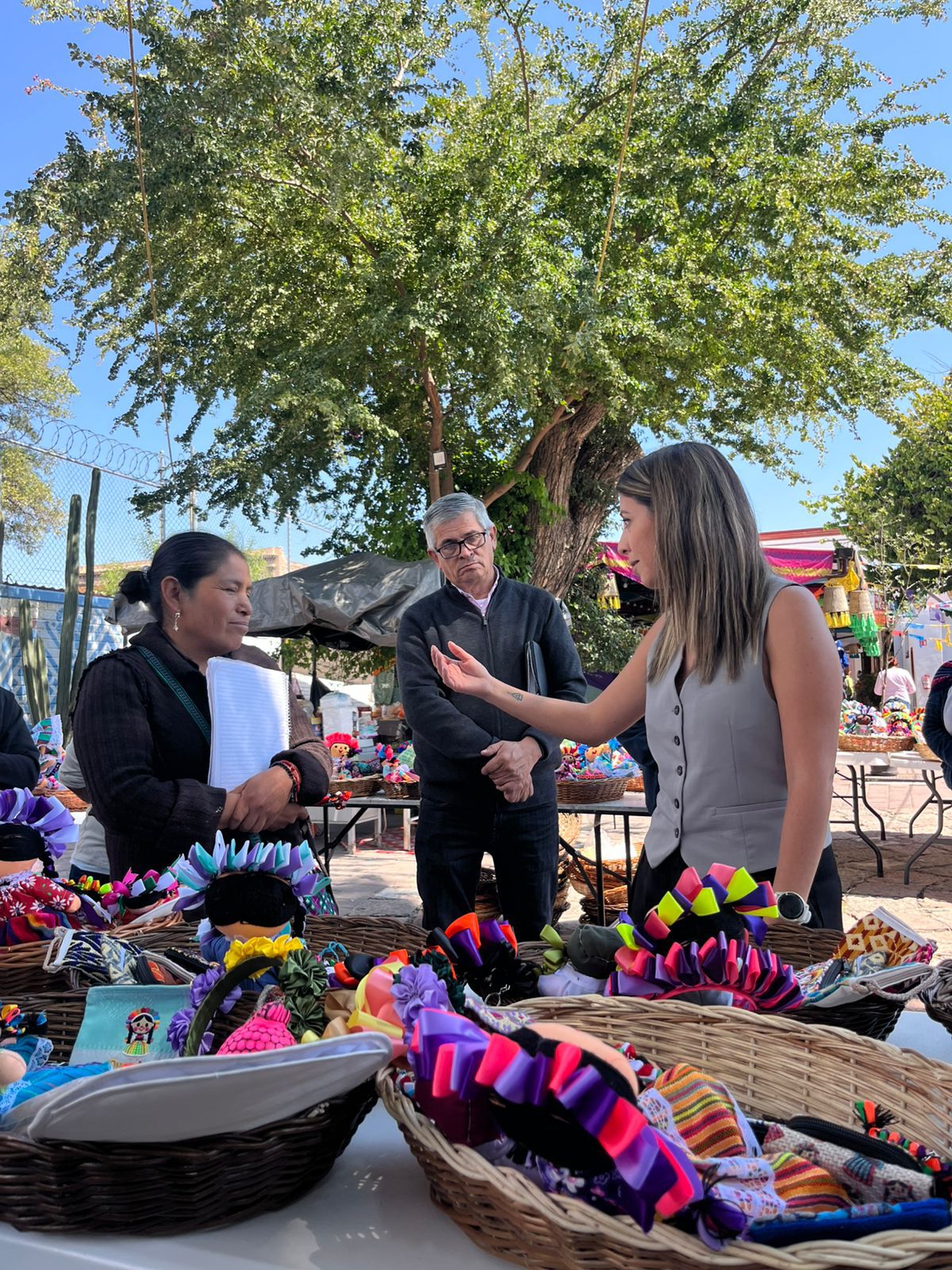 Imagen de El Mercado Artesanal en Querétaro celebra el Día de Muertos con arte, cultura y tradición 6