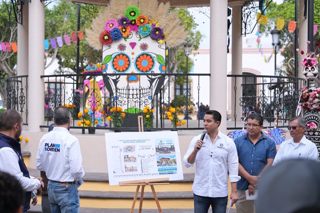 Imagen de Este es el inicio de toda la obra social que se viene para Santa Rosa Jáuregui: Felifer Macías 24