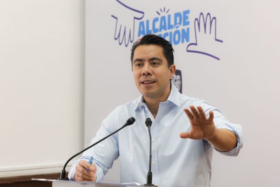 “Una administración sólida para un gobierno mejor”: Felifer Macías resalta la transición y el compromiso con Querétaro