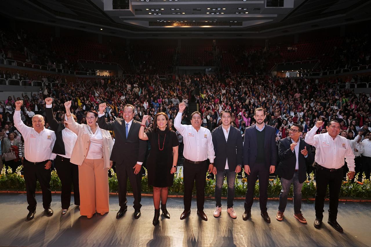 Imagen de El compromiso de las y los maestros fortalece la paz y tranquilidad en Querétaro: Felifer Macías 6