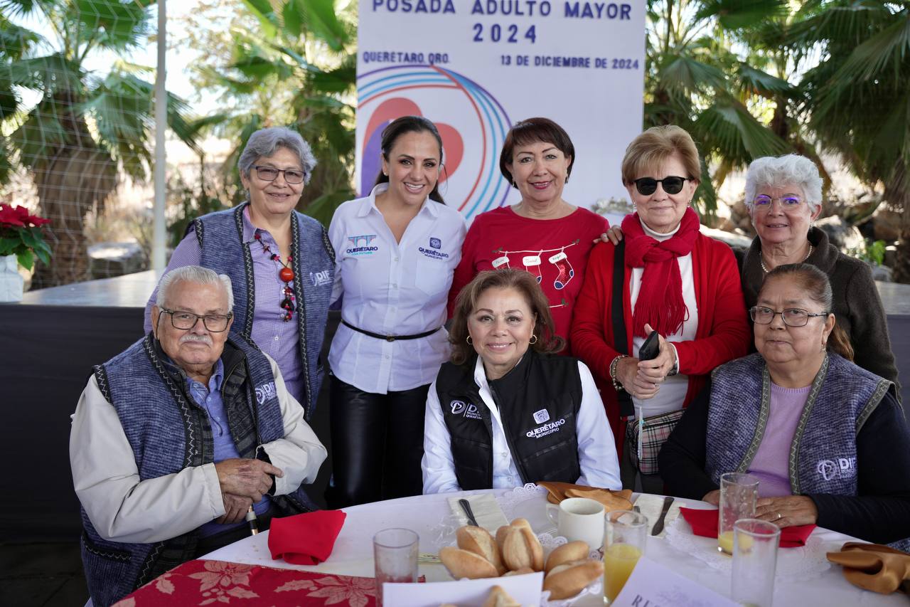 Imagen de Refrenda SMDIF trabajo integral en favor de Adultos Mayores 1