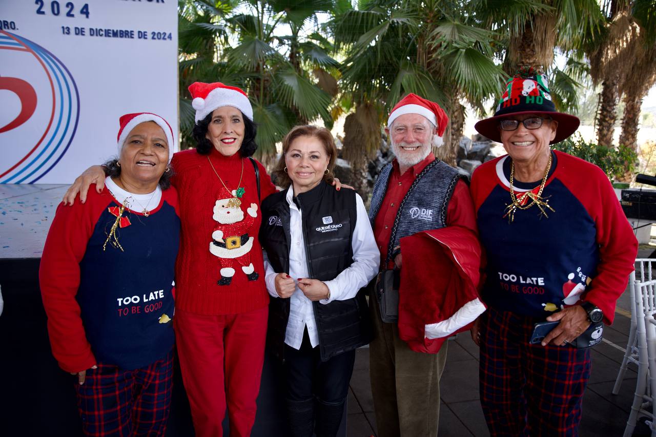 Imagen de Refrenda SMDIF trabajo integral en favor de Adultos Mayores 8