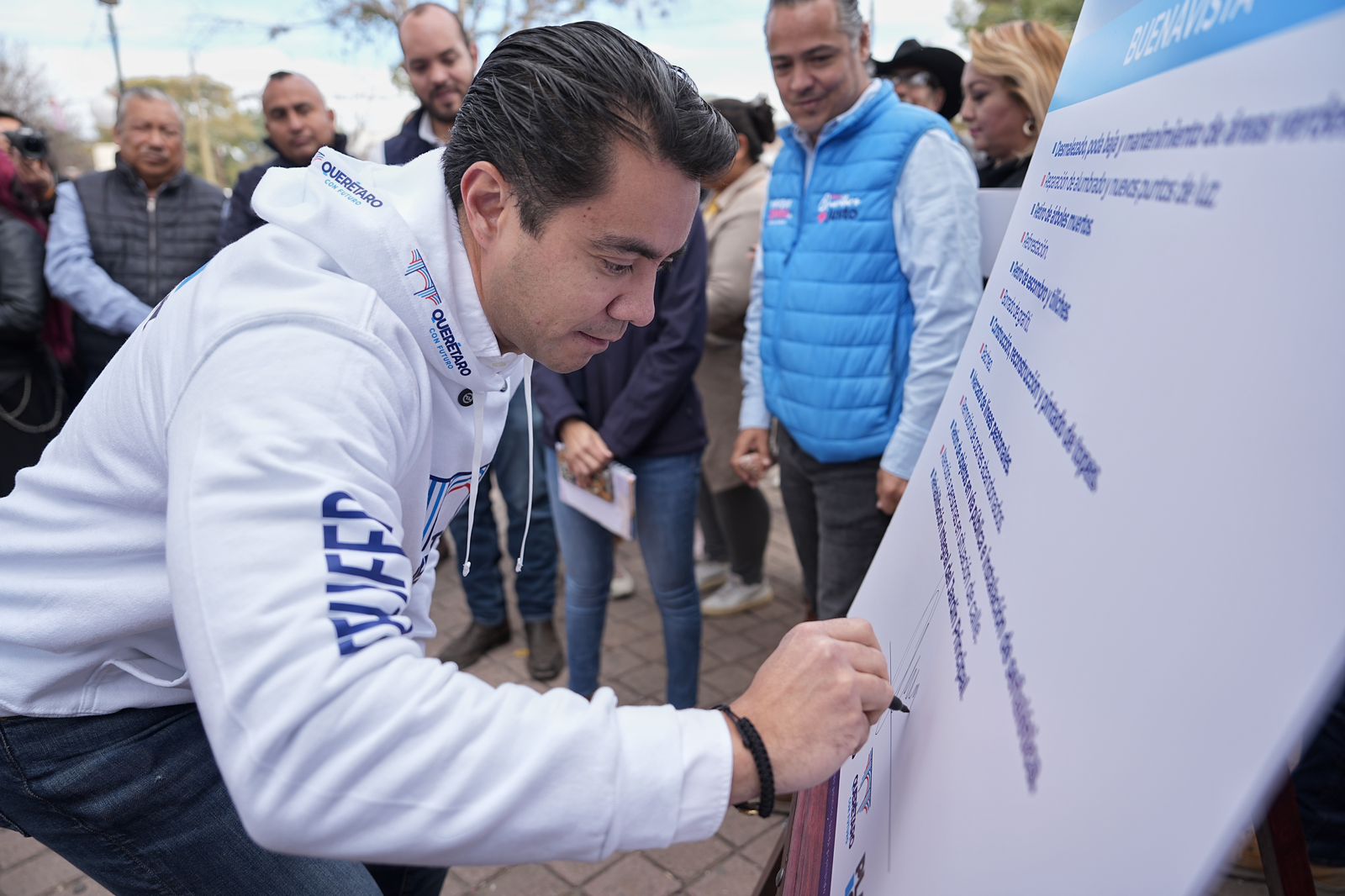 Imagen de Felifer Macías lleva resultados a Buenavista con una mega jornada de Alcalde en Acción 2