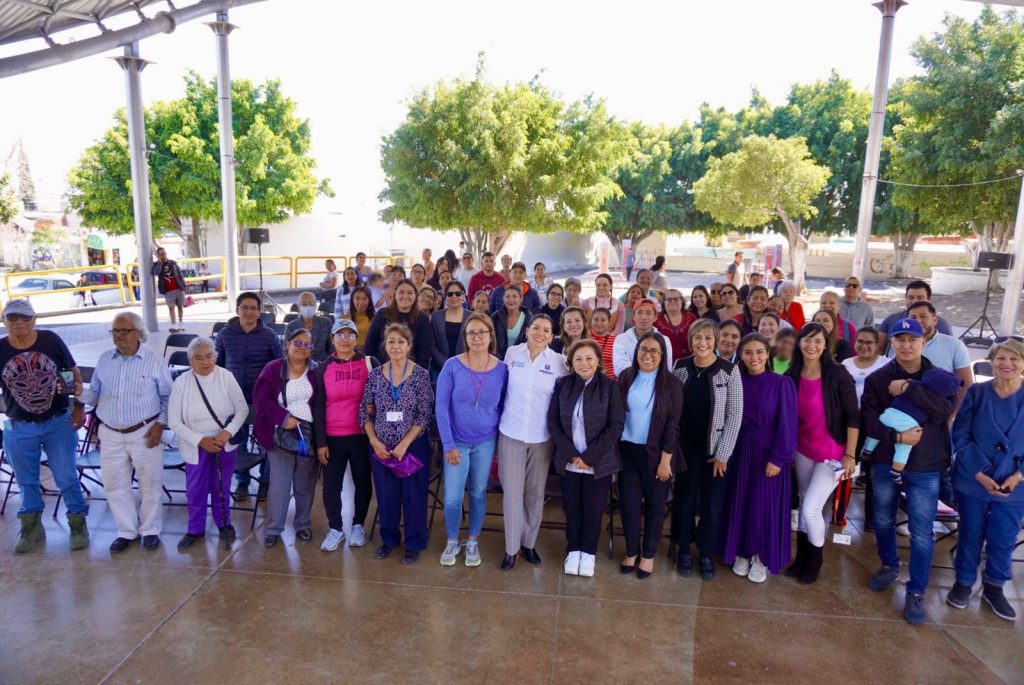 Imagen de Inicia SMDIF y el Instituto Municipal de la Familia Escuela para Padres en Preescolares DIF 14