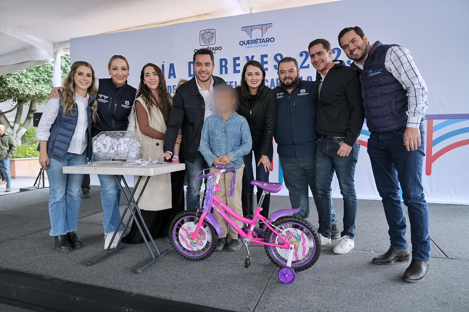 Imagen de Encabeza Felifer festejo de Día de Reyes en Santa María Magdalena 2