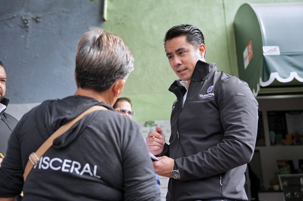 Imagen de Encabeza Felifer Macías mega consulta en el Centro Histórico 24