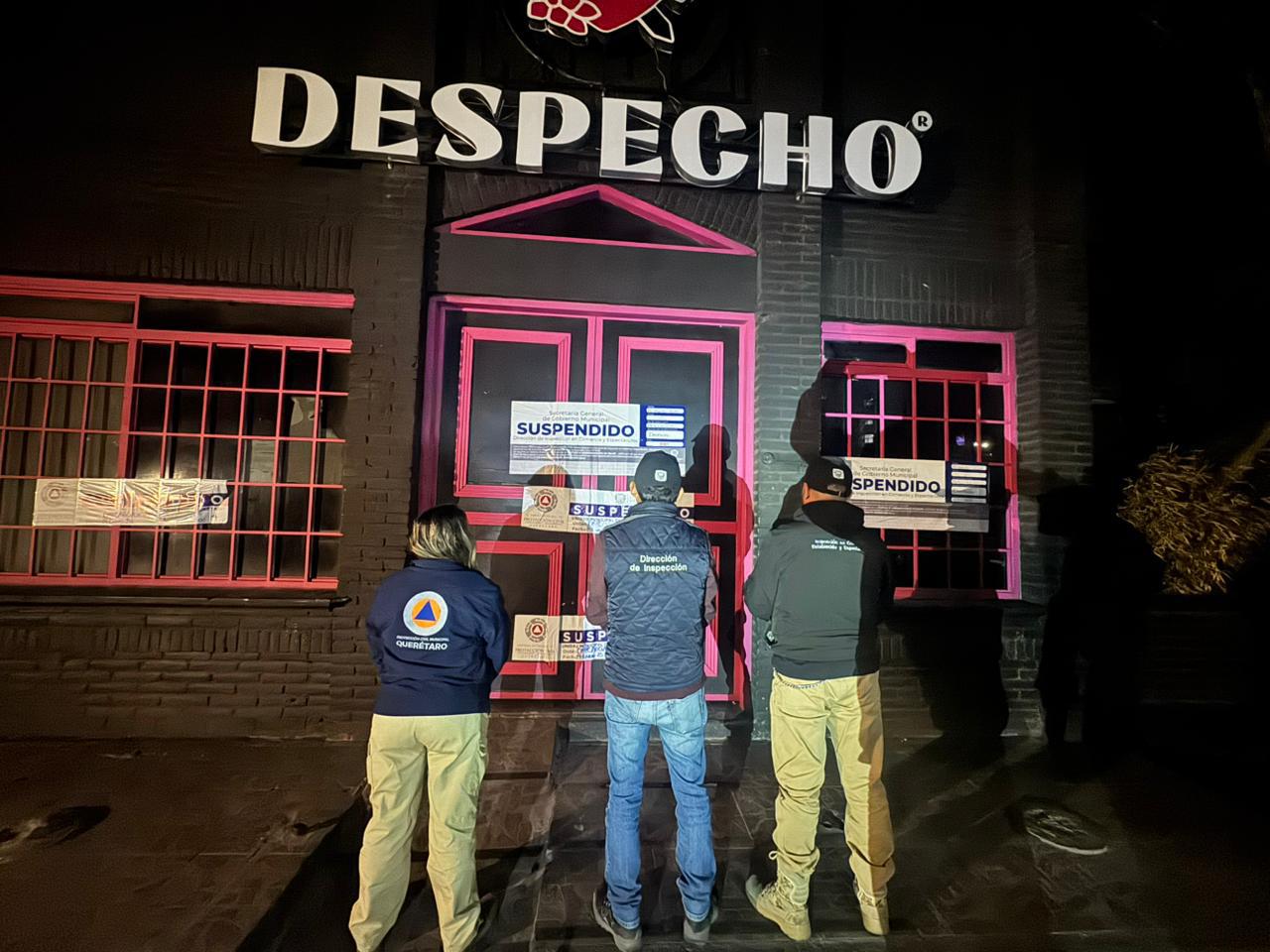 Imagen de Clausura Municipio de Querétaro el bar "Despecho" 2