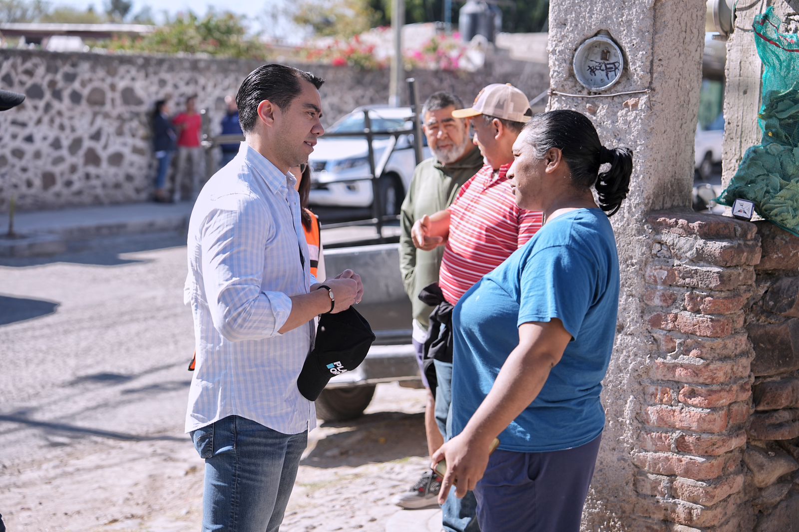 Imagen de Encabeza Felifer Macías mega recorrido ciudadano en la delegación Felipe Carrillo Puerto 1