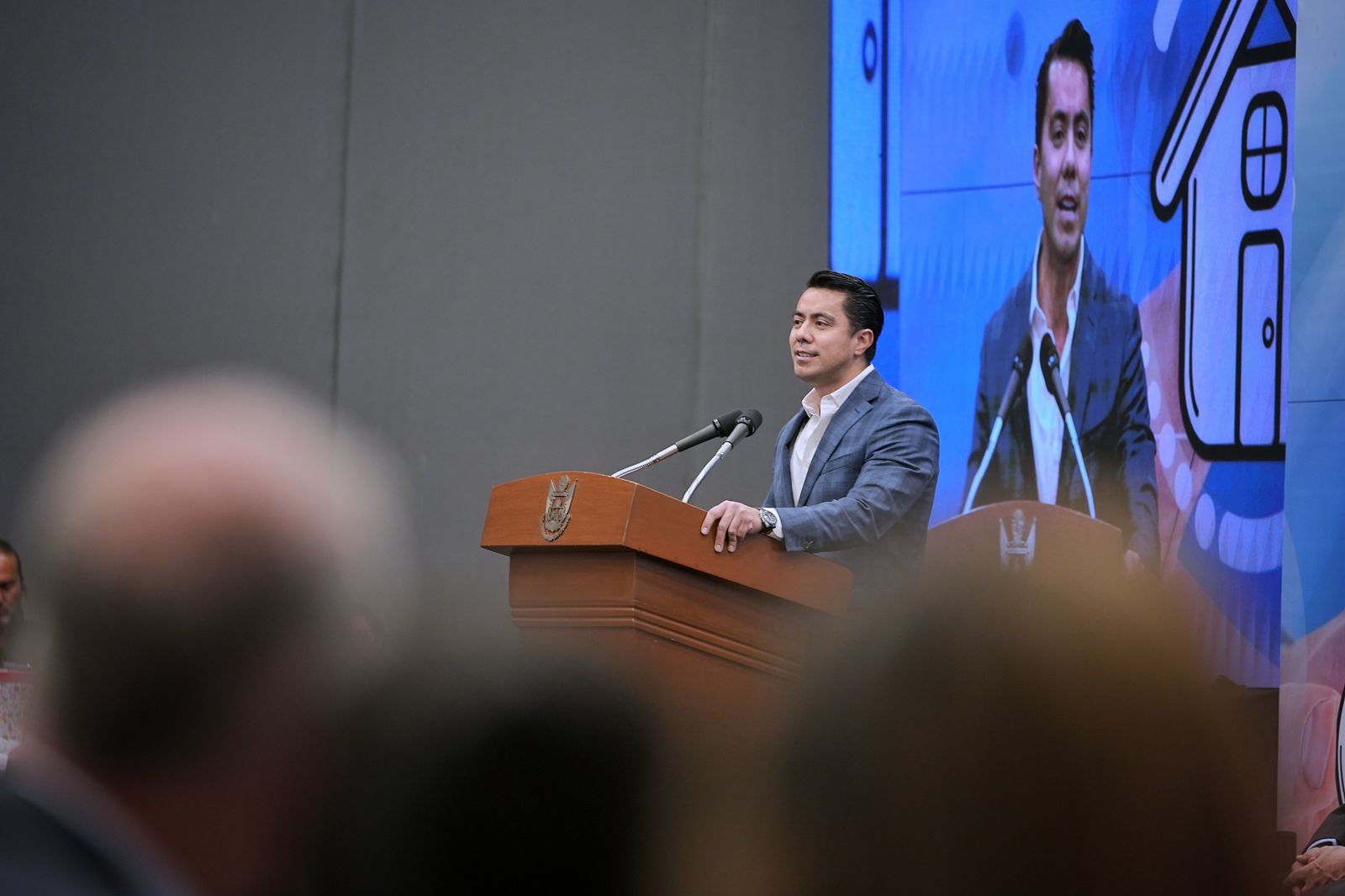 Imagen de Asiste Felifer Macías a la presentación de DE-CLARAQ, plataforma para la transparencia y rendición de cuentas 5