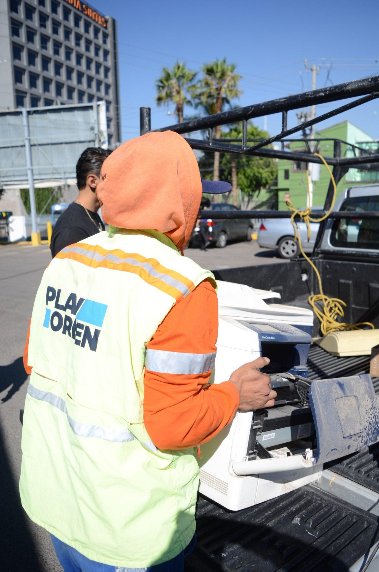 Imagen de Captan 12 toneladas de basura electrónica durante la Jornada de Recolección de residuos y aparatos eléctricos y electrónicos 11