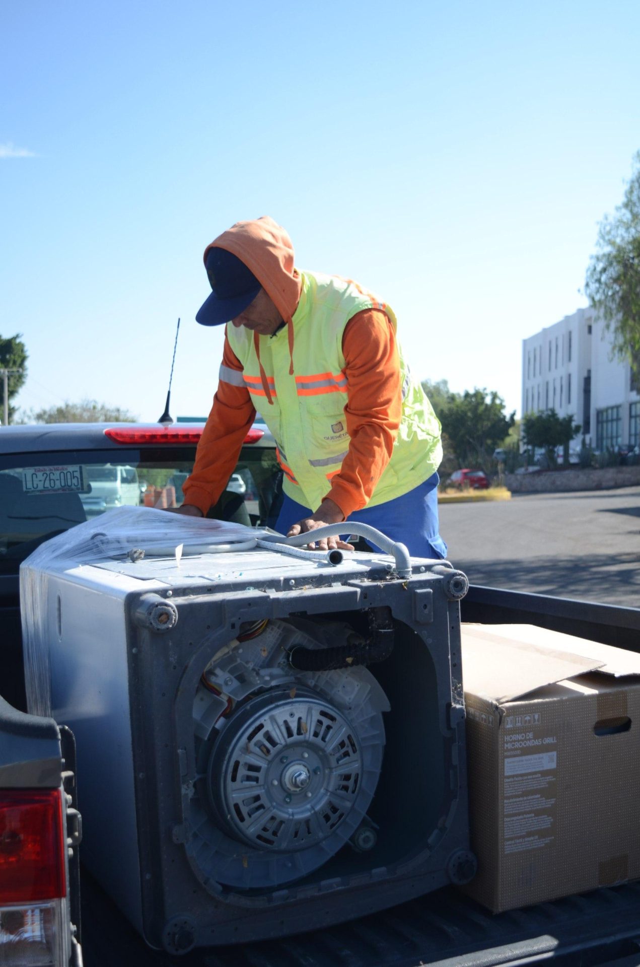 Imagen de Captan 12 toneladas de basura electrónica durante la Jornada de Recolección de residuos y aparatos eléctricos y electrónicos 2