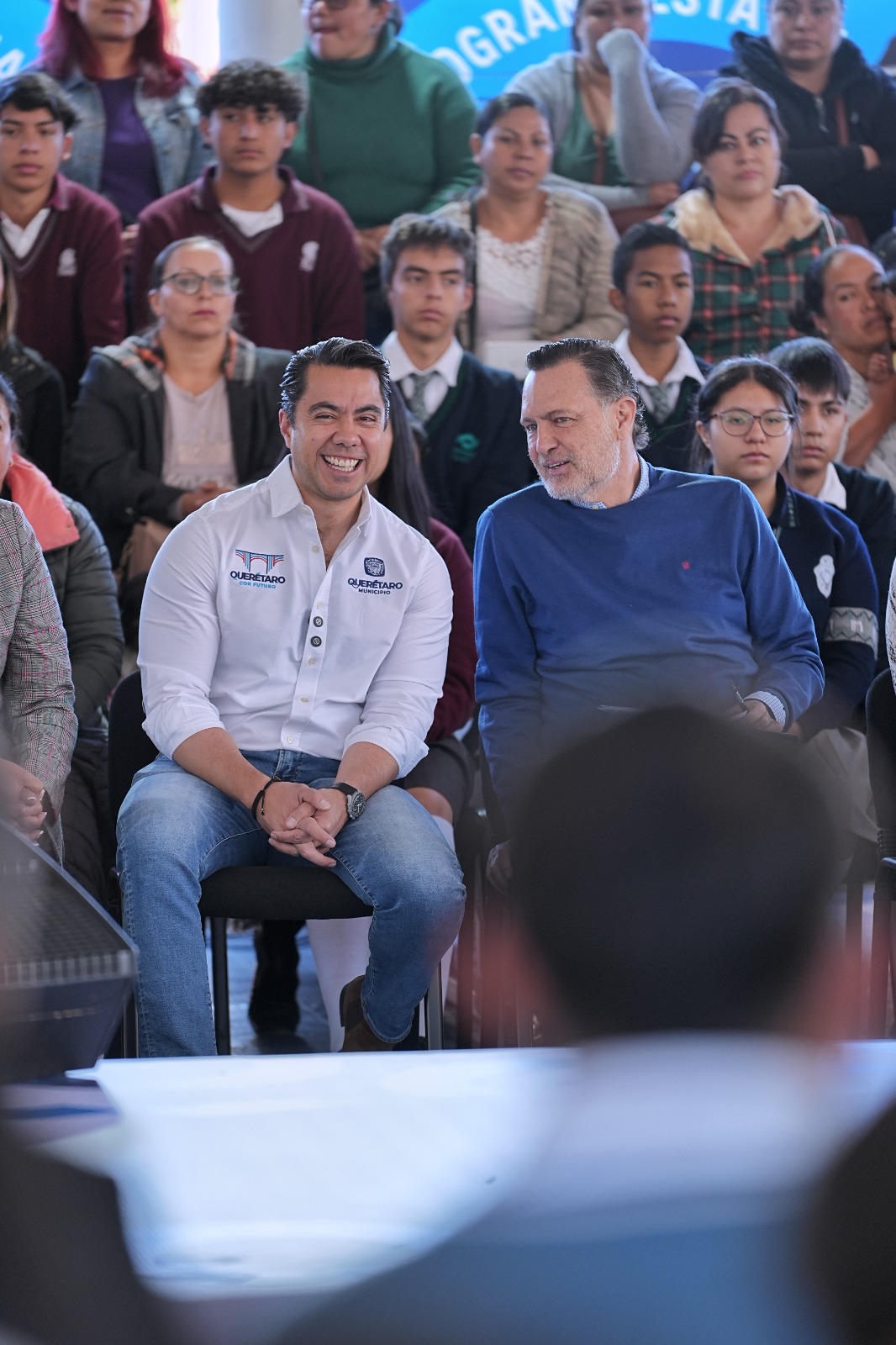 Imagen de Acompaña Felifer Macías al Gobernador en la entrega de transporte escolar 2