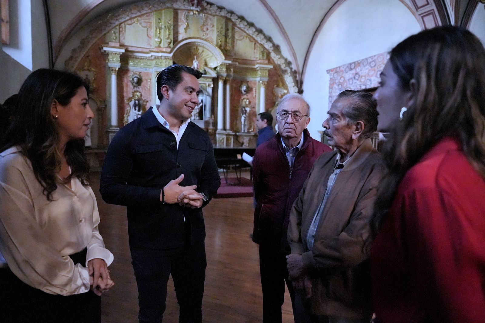 Imagen de Visita Felifer Macías obra de conservación de la fachada en el templo de Santa Rosa de Viterbo 4