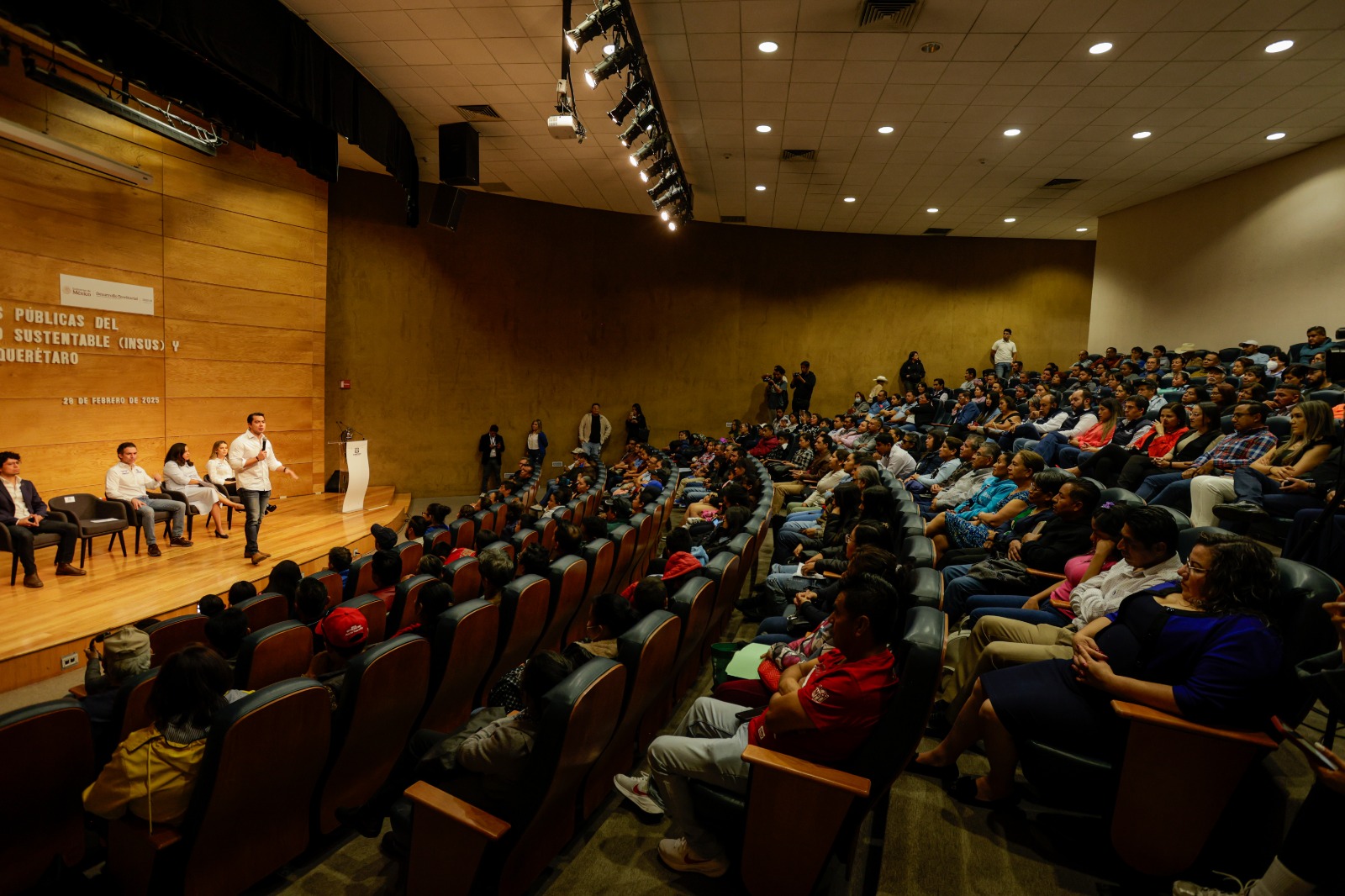 Imagen de Entrega Municipio de Querétaro y el Instituto Nacional del Suelo Sustentable 172 escrituras públicas 5