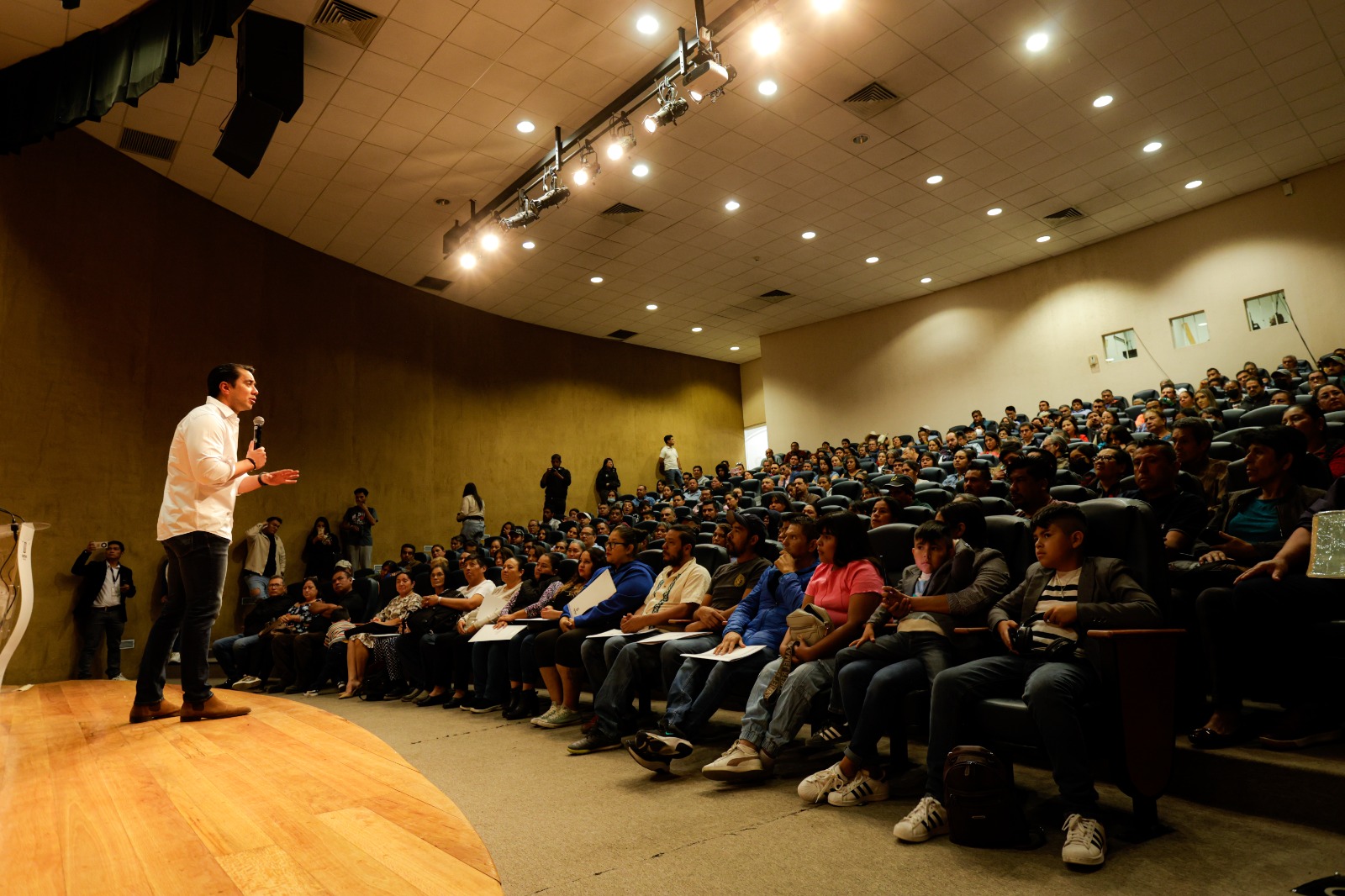 Imagen de Entrega Municipio de Querétaro y el Instituto Nacional del Suelo Sustentable 172 escrituras públicas 6