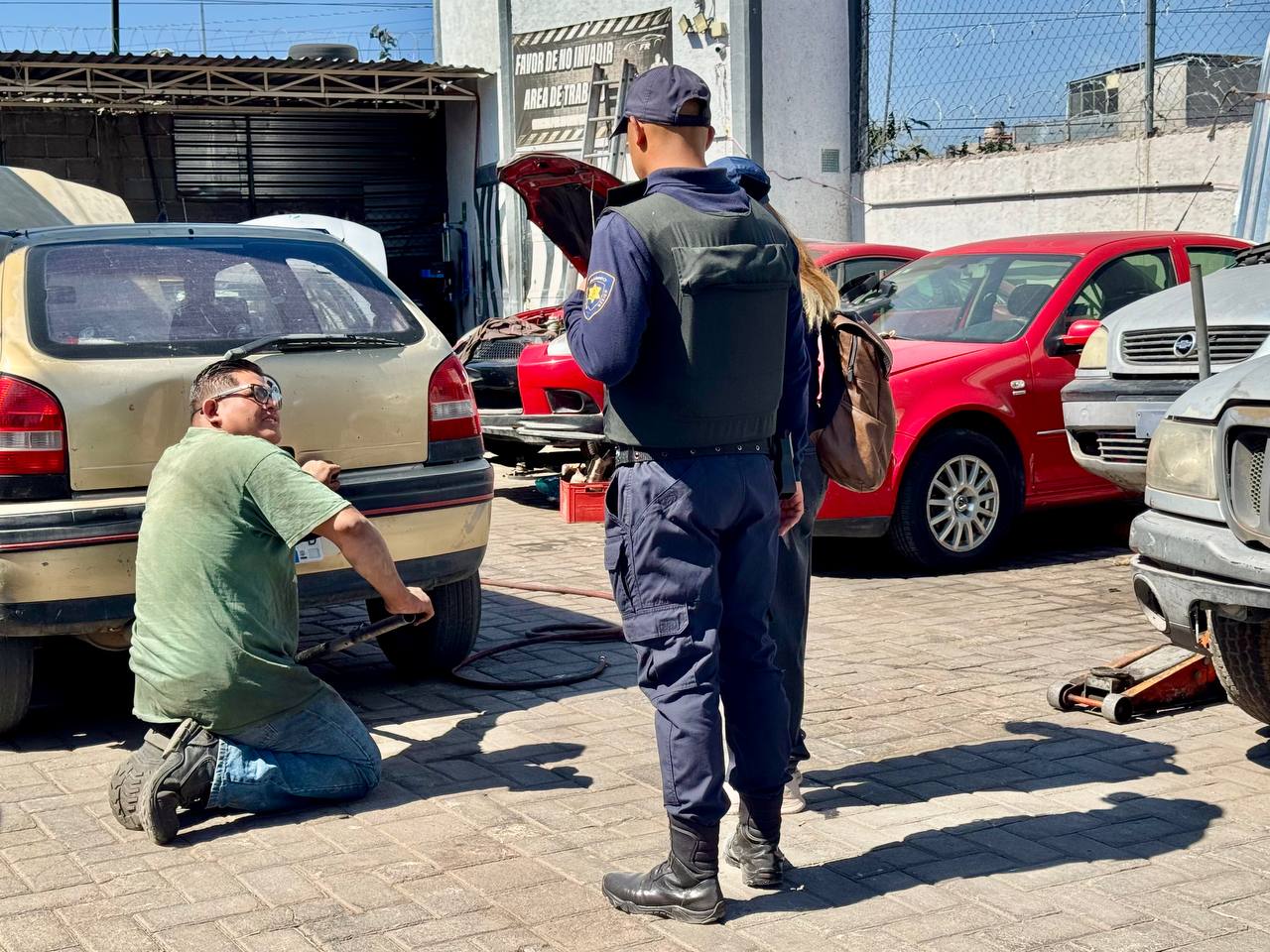 Imagen de SSPMQ genera proximidad y escucha a vecinos en la colonia Eduardo Loarca 5