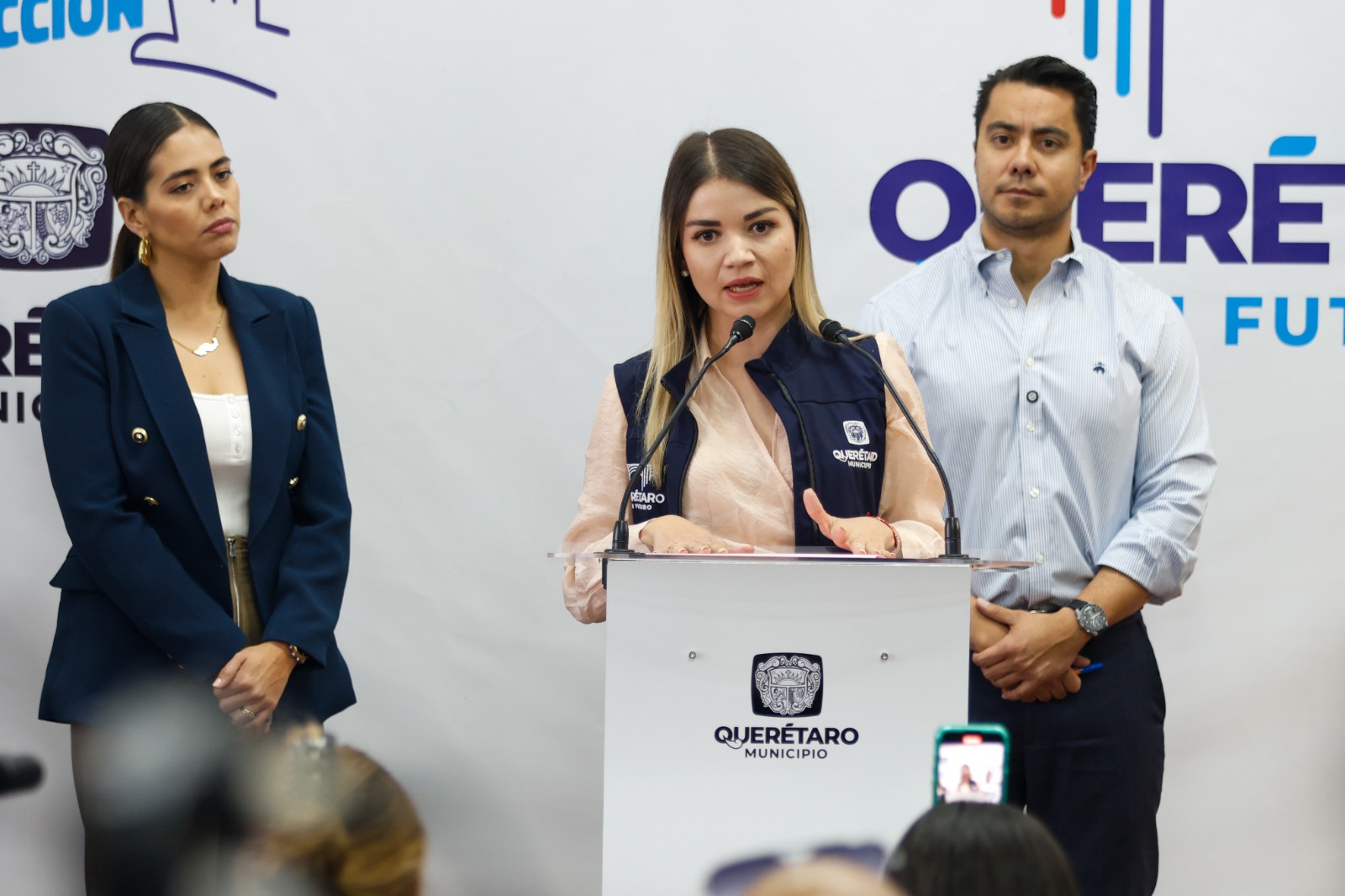 Imagen de Presenta Felifer Macías el Centro de Empoderamiento de la Mujer en Querétaro 5