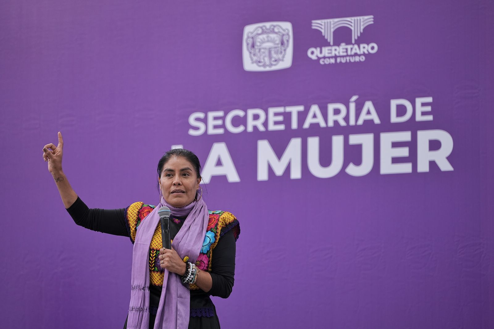 Imagen de Impulsa Felifer Macías la igualdad sustantiva y el empoderamiento femenino en la Feria para Todas 3