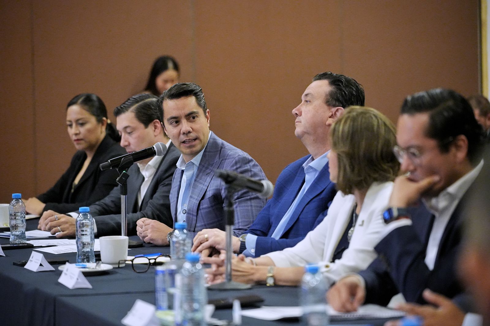 Imagen de Asiste Felifer Macías a mesa de trabajo de COPARMEX para impulsar el desarrollo de Querétaro 5