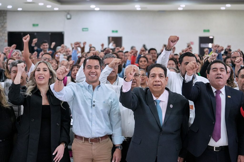 Imagen de La educación, el arma más poderosa para transformar la sociedad: Felifer Macías 12