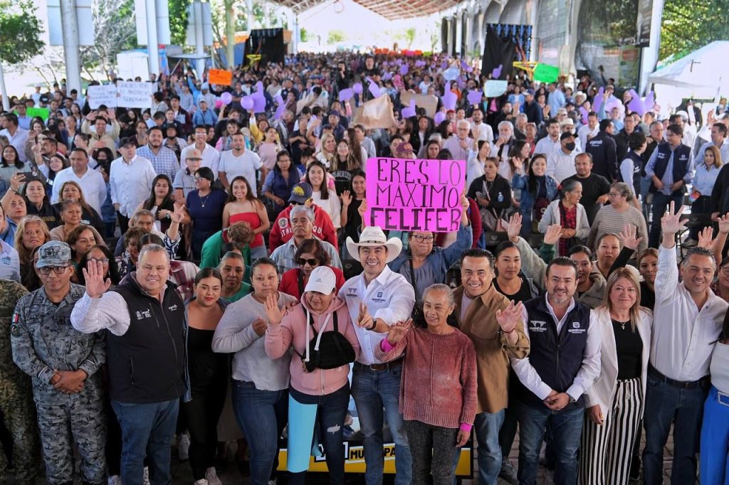 Imagen de Presenta Felifer Transporte Municipal Comunitario en Santa Rosa Jáuregui 8