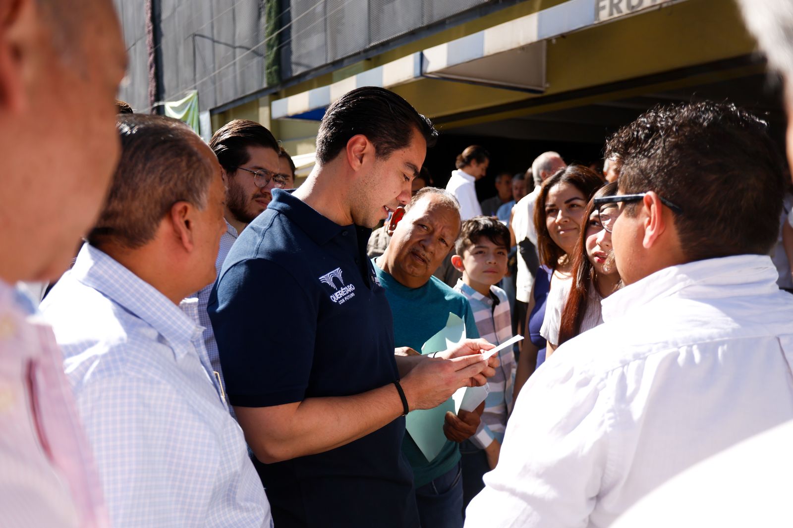 Imagen de Entrega Felifer Macías rehabilitación de la Calle 23 y Avenida 24 en Lomas de Casa Blanca 4